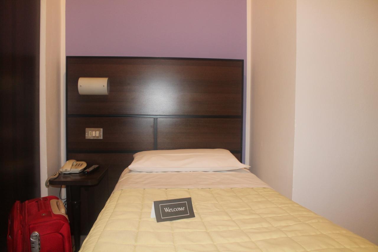 Hotel Catalani E Madrid Milan Exterior photo